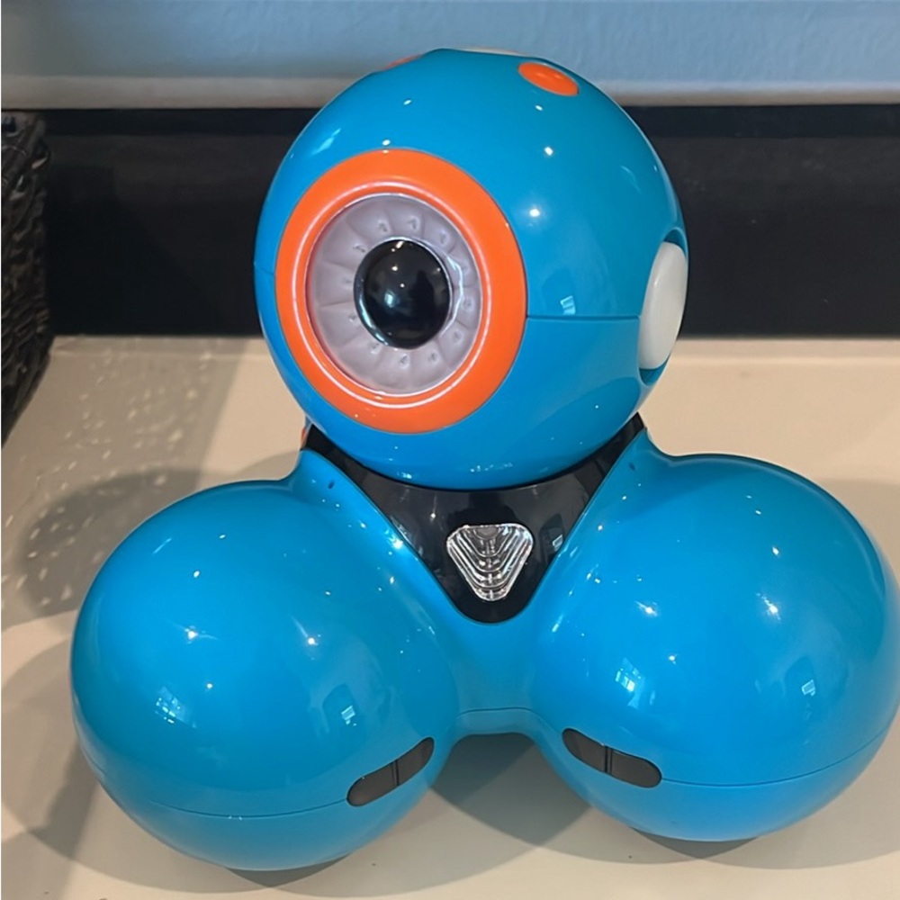 Dash Robot